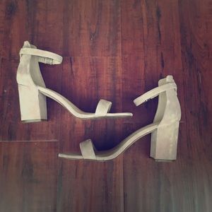 Vince Camuto heeled suede shoes 8M sand
